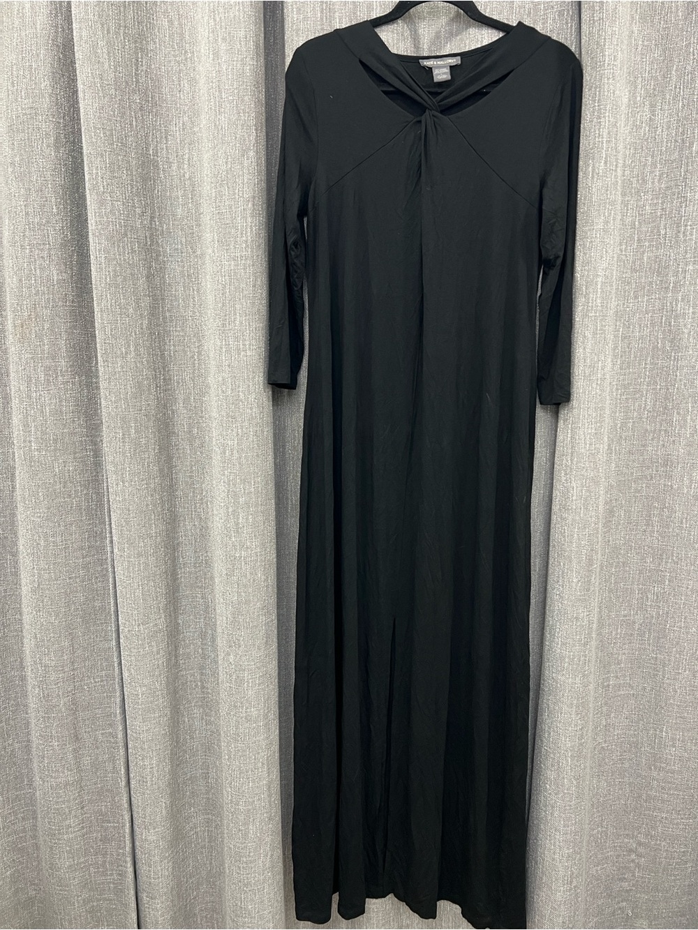 Kate & Mallory Black Twist-Front Maxi Dress